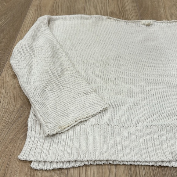 Soft joie loose knit sweater - Picture 3 of 3